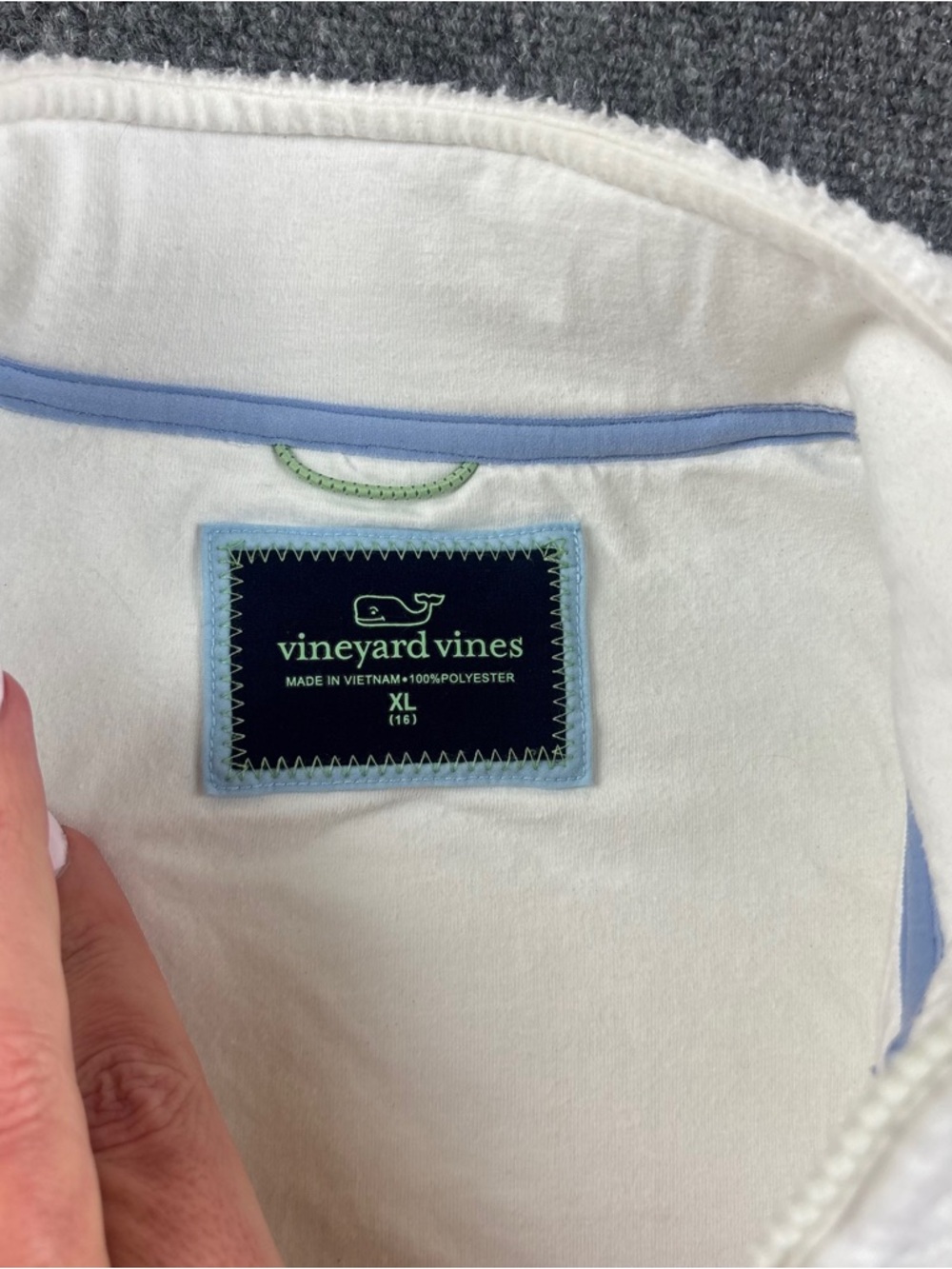 VINEYARD VINES Girls White Sherpa Fleece Vest size: XL - 16 - Picture 4 of 8